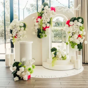 Table Arrangements & Welcome Signs